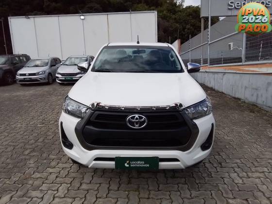 TOYOTA HILUX 2.8 D-4D TURBO DIESEL CD SR 4X4 AUTOMÁTICO